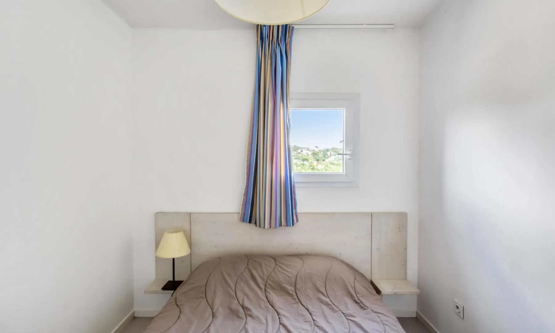 Apartment Residence Debussy - Maeva Home - Appartement 2 Pieces 4 Personnes - Budget Mae-9028 Carnoux-en-Provence