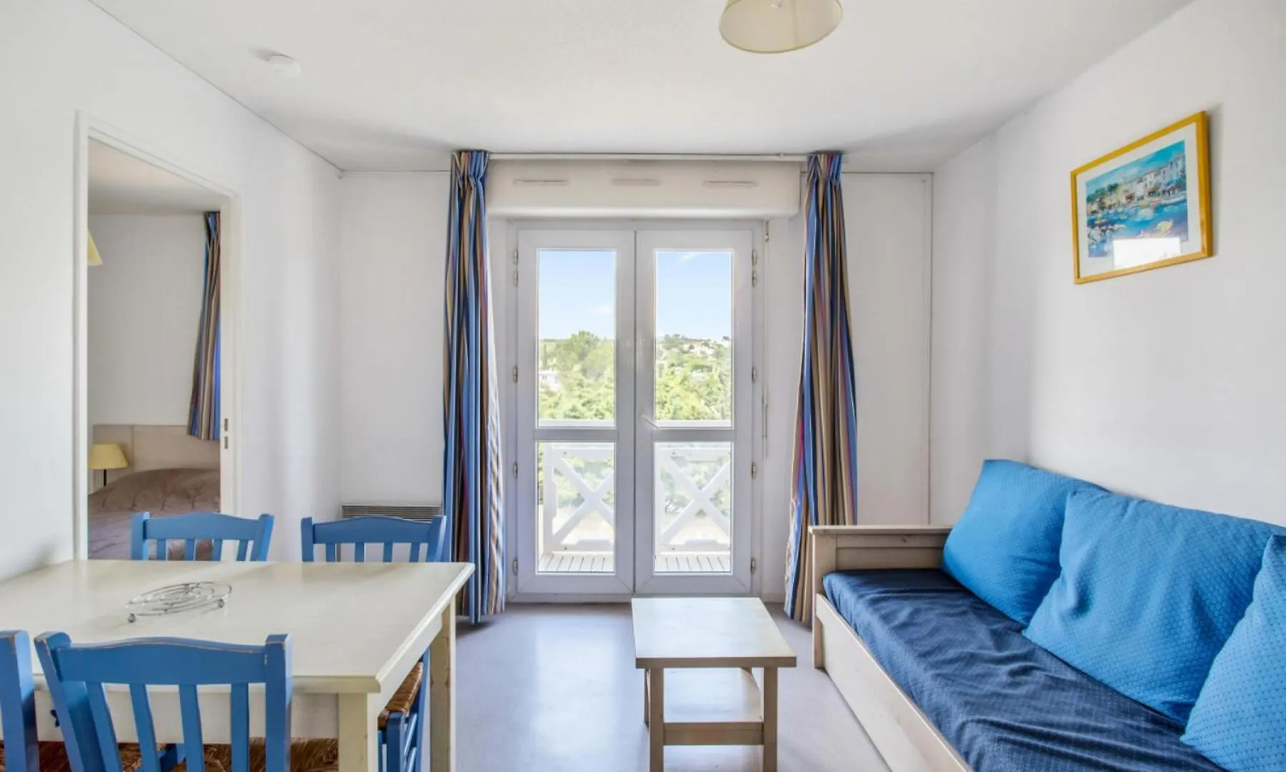 Residence Debussy - Maeva Home - Appartement 2 Pieces 4 Personnes - Budget Mae-9028 Carnoux-en-Provence 0*,  France